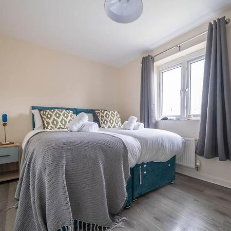 Good For Company Let 2-Bed In Coventry 2X Parking 아파트 외부 사진